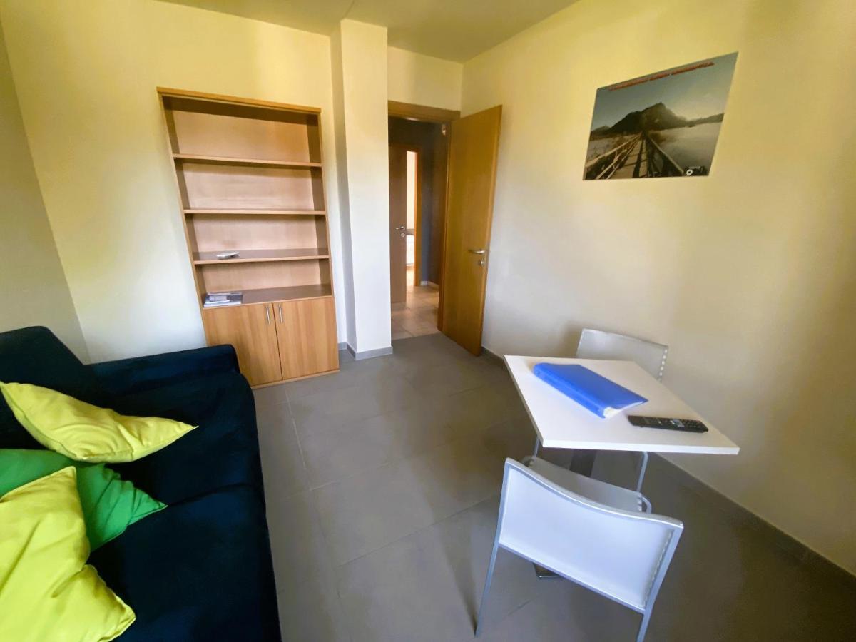 Vela Di Soleville Camere Con E Senza Vista Lago Con Ristorante & Pizzeria Sale Marasino Zewnętrze zdjęcie